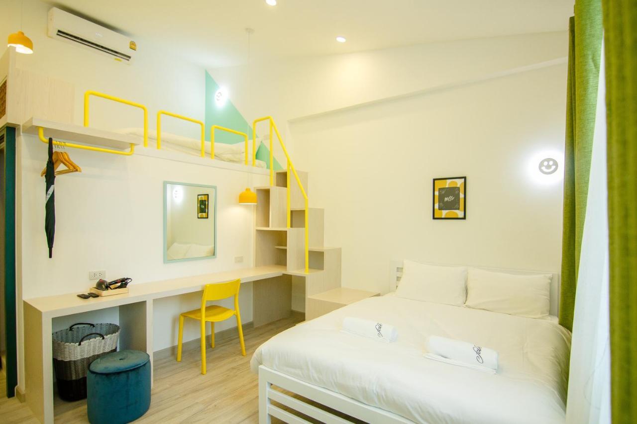 A Pousada Folk Poshtel Asok Banguecoque Exterior foto